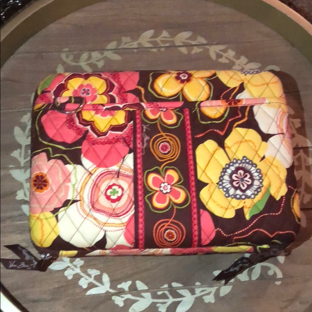 Vera Bradley I pad/ small laptop case.